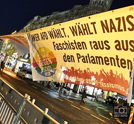 Demonstration auf dem Roßmarkt in Frankfurt gegen Rechtsruck Rassismus Nationalsozialismus ( © HEN-FOTO )