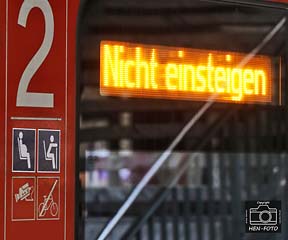 Kurzfristiger Lokführerstreik hat massive Beeinträchtigungen und zahlreiche Zugausfälle im Fernverkehr der Deutschen Bahn sowie bei dem S-Bahn Betrieb ( © HEN-FOTO )