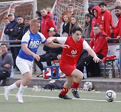 Tabellenführer Langstadt/Babenhausen hat 25 Punkte Vorsprung nach dem Auswärtssieg bei SG Modau ( Fotogalerie © HEN-FOTO / Peter Henrich ) Tabellenführer Langstadt/Babenhausen hat 25 Punkte Vorsprung nach dem Auswärtssieg bei SG Modau ( Fotogalerie © HEN-FOTO / Peter Henrich )
