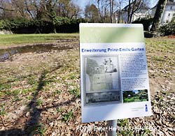 Auf dem ehemaligen Gelände des Blumengeschäftes Chrysanthem entsteht die Erweiterung des Parks in historischem Sinne ( Fotogalerie © HEN-FOTO ) Auf dem ehemaligen Gelände des Blumengeschäftes Chrysanthem entsteht die Erweiterung des Parks in historischem Sinne ( Fotogalerie © HEN-FOTO )